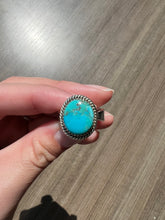 Load image into Gallery viewer, Turquoise Stone Rope Ring