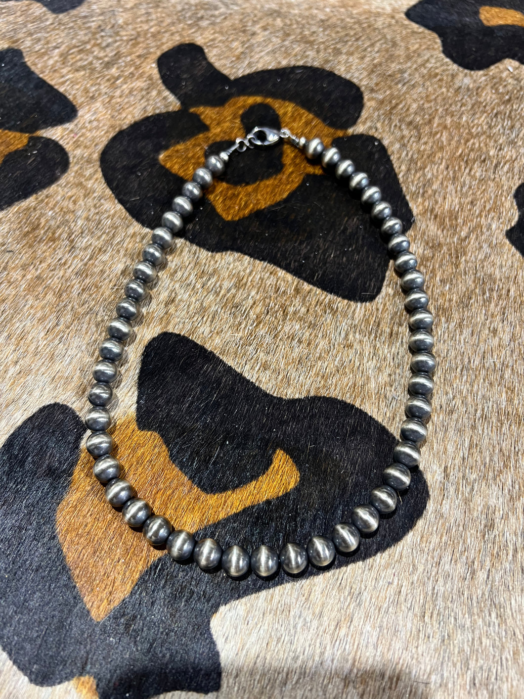 8MM 16” Navajo Pearls